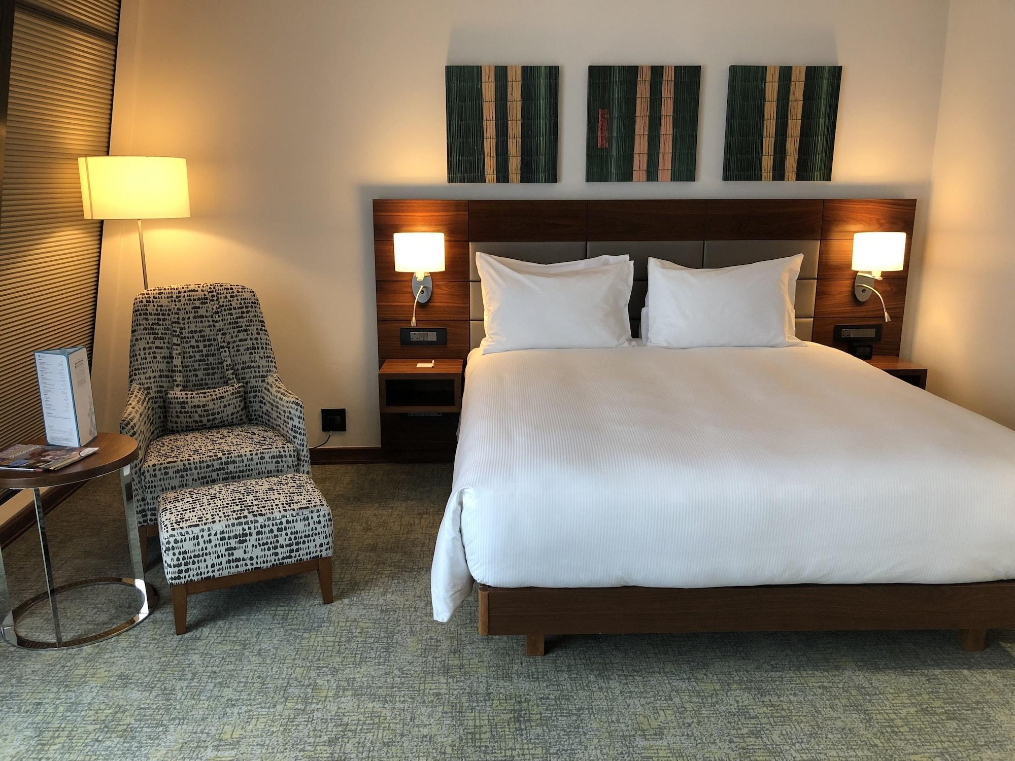 Hilton Garden Inn מבאבאנה מראה חיצוני תמונה