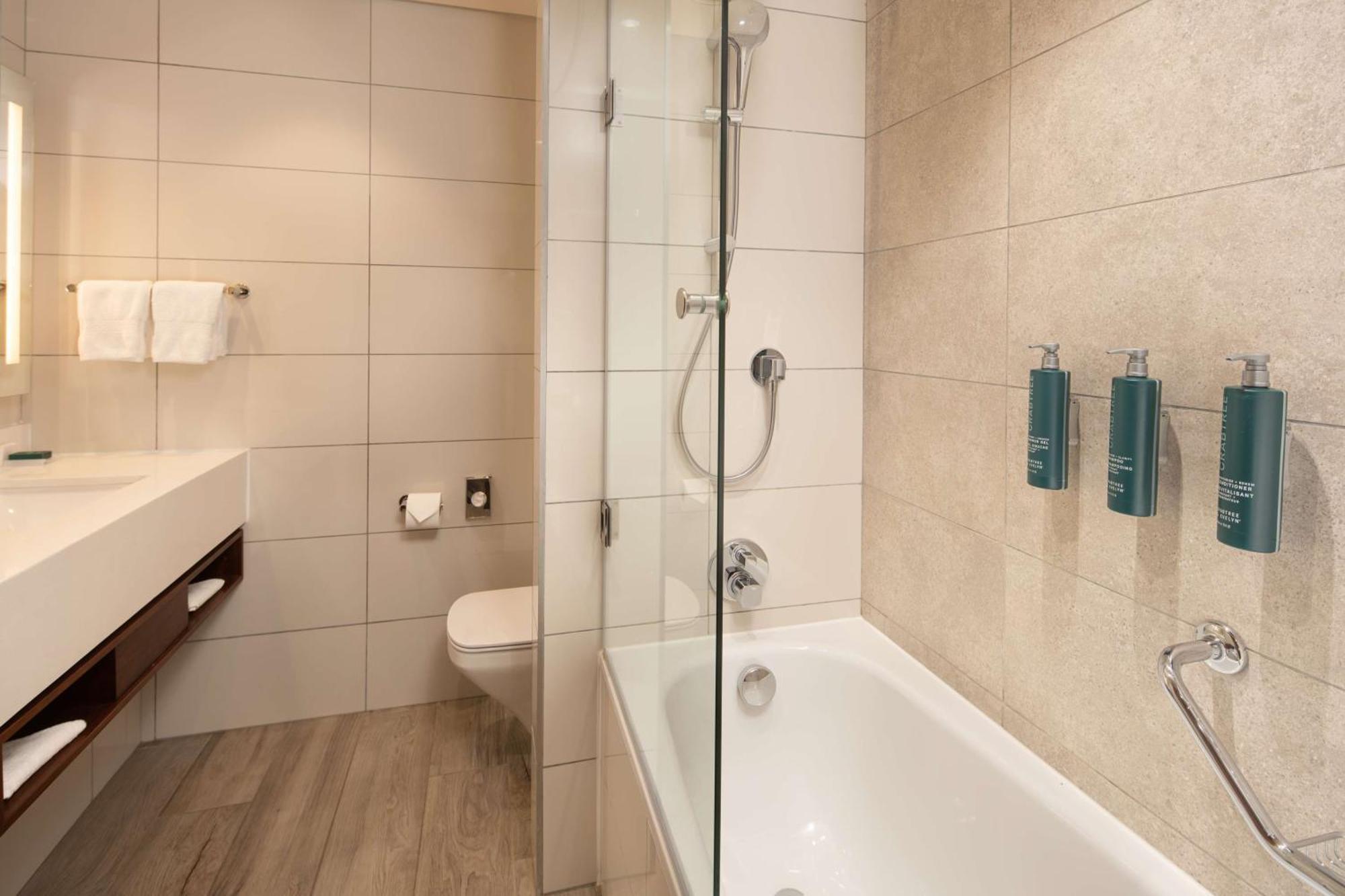 Hilton Garden Inn מבאבאנה מראה חיצוני תמונה